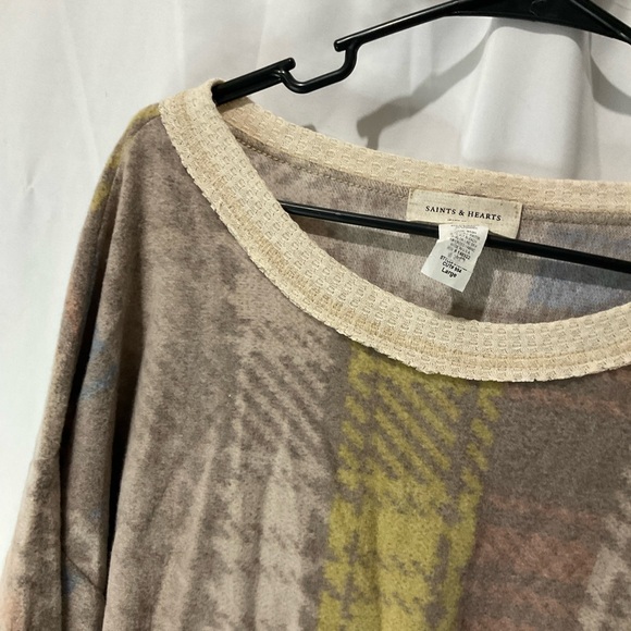 Saints and Hearts Womens Plaid Soft Sweater Size Large Multi Color - Picture 12 of 16